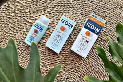 کرم ضد آفتاب ایزدین پرو فیوژن واتر Fusion water spf 50